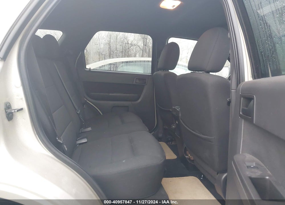 2010 FORD ESCAPE XLT VIN: 1FMCU0DG2AKA36086