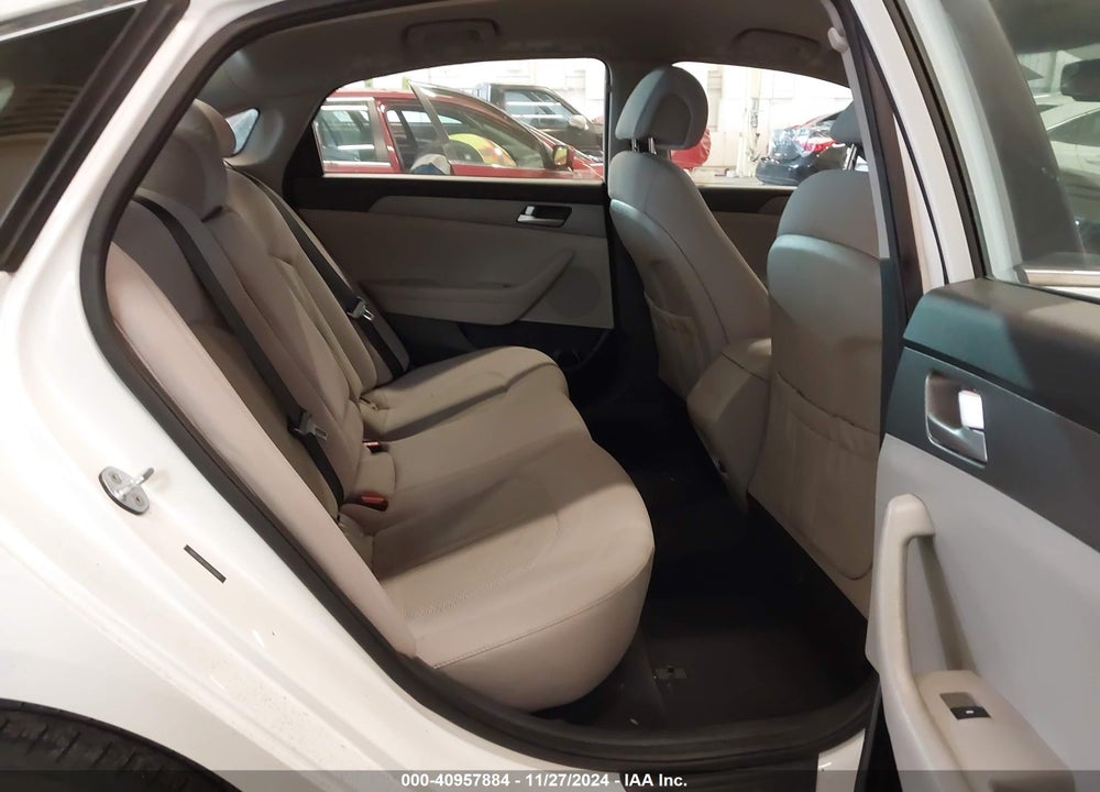 2016 HYUNDAI SONATA SE VIN: 5NPE24AF2GH270550