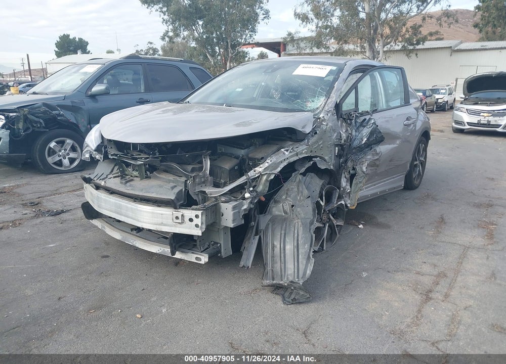 2018 TOYOTA C-HR XLE VIN: NMTKHMBX6JR062888