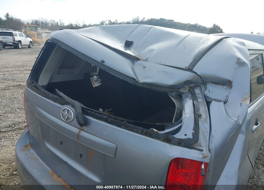 2010 SCION XB VIN: JTLZE4FE5A1104048