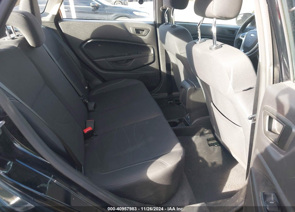 2018 FORD FIESTA SE VIN: 3FADP4BJ4JM112301
