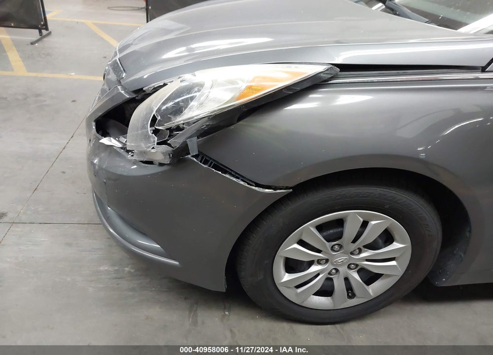 2012 HYUNDAI SONATA GLS VIN: 5NPEB4AC6CH411586