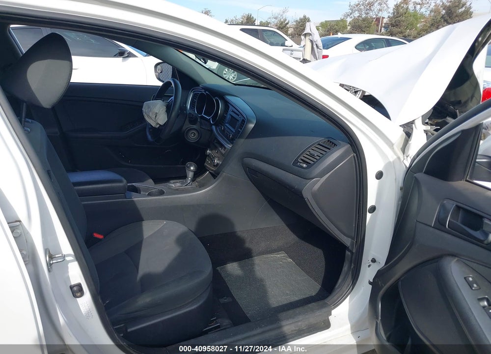 2015 KIA OPTIMA LX VIN: KNAGM4A76F5544162