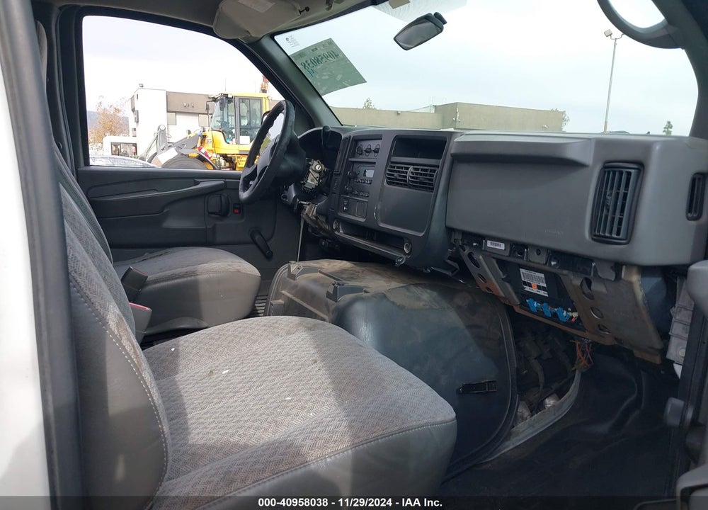 2006 GMC SAVANA WORK VAN VIN: 1GTHG39U061213703