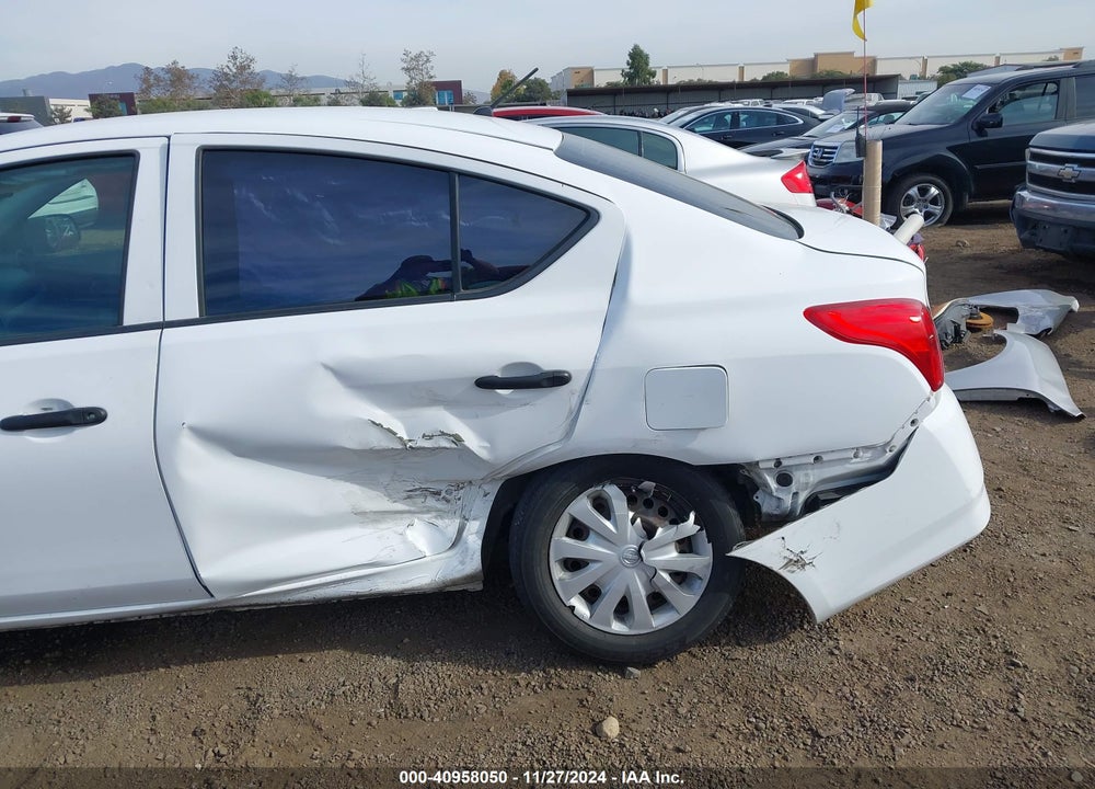 2015 NISSAN VERSA VIN: 3N1CN7AP2FL817245
