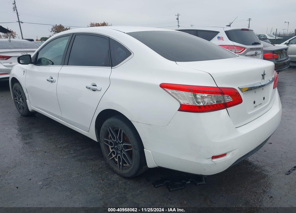 2015 NISSAN SENTRA S VIN: 3N1AB7AP4FY377810