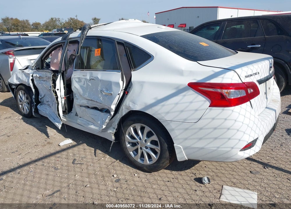 2017 NISSAN SENTRA VIN: 3N1AB7AP0HY355015