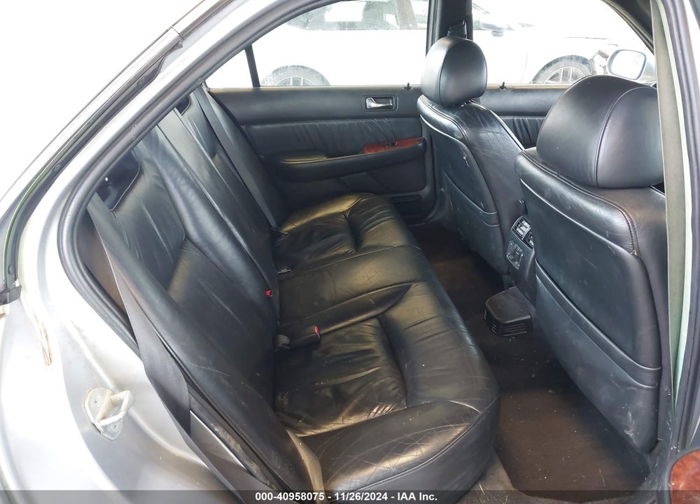 2002 ACURA RL 3.5 VIN: JH4KA96612C012082