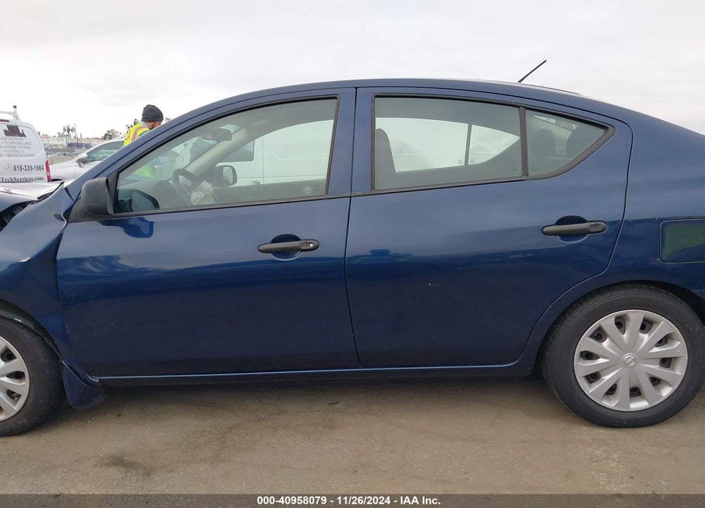2013 NISSAN VERSA 1.6 S+ VIN: 3N1CN7AP1DL864005