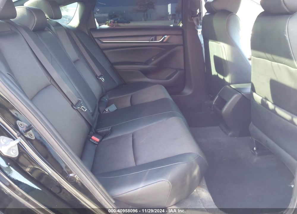 2022 HONDA ACCORD HYBRID SPORT VIN: 1HGCV3F22NA042925