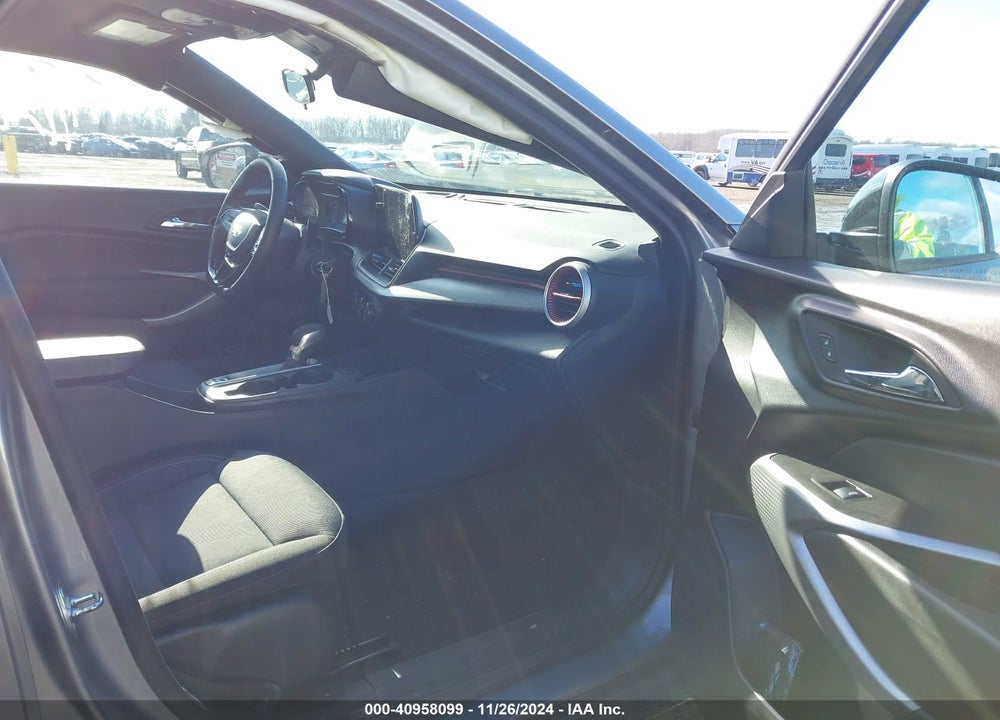 2024 CHEVROLET TRAX FWD 1RS VIN: KL77LGE22RC057365