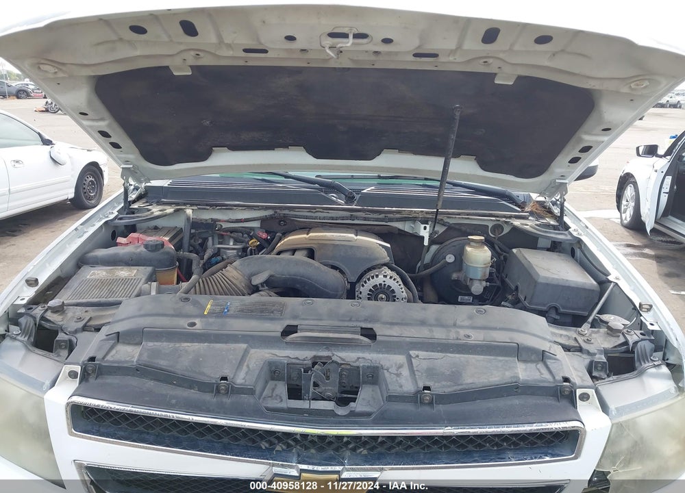 2007 CHEVROLET TAHOE LT VIN: 1GNFC13087J338468