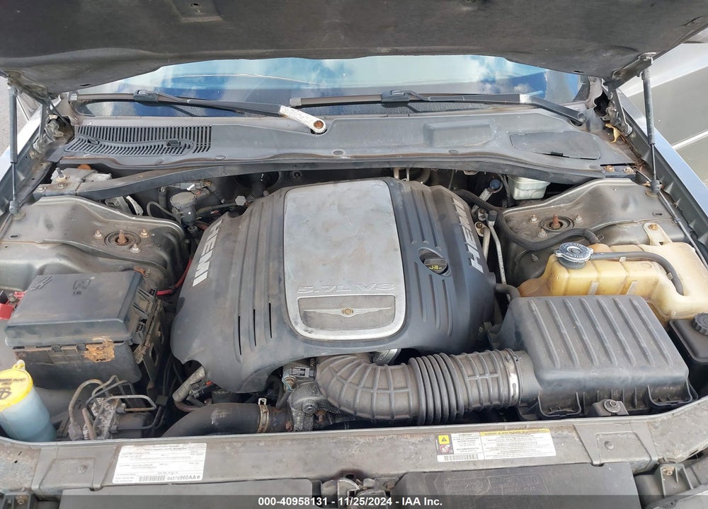 2008 CHRYSLER 300C HEMI VIN: 2C3LA63H58H119785
