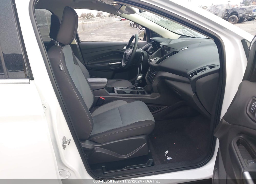 2019 FORD ESCAPE SE VIN: 1FMCU0GD5KUA33173