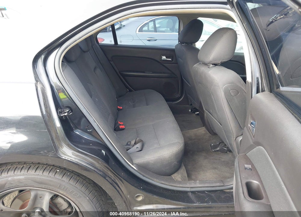 2010 FORD FUSION SE VIN: 3FAHP0HAXAR372481