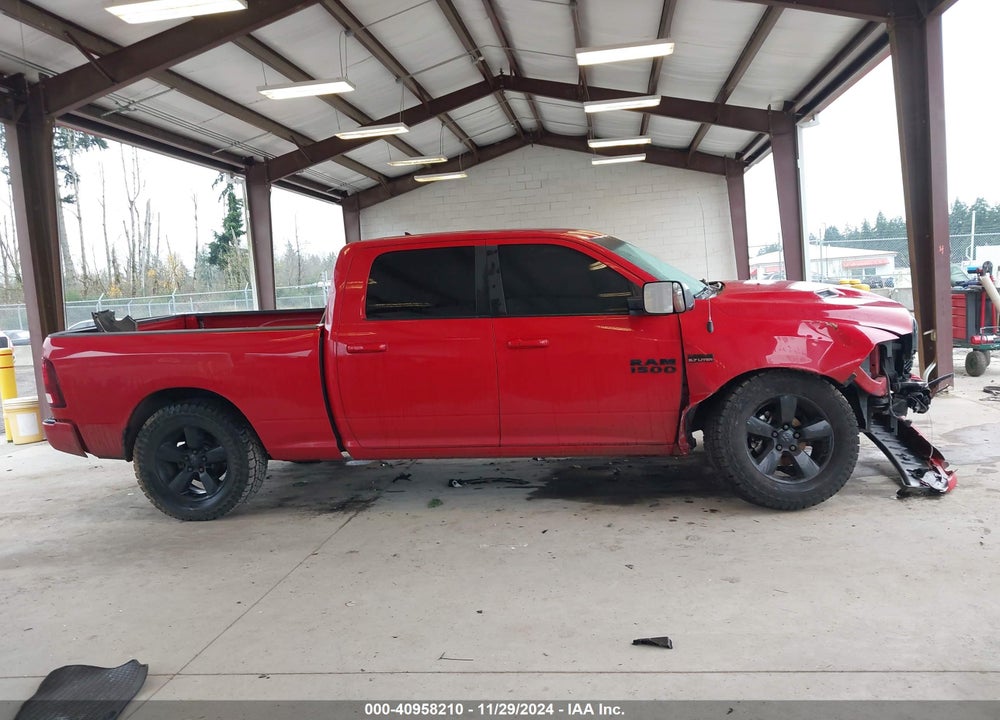 2017 RAM 1500 NIGHT  4X4 6'4 BOX VIN: 1C6RR7UT6HS618473