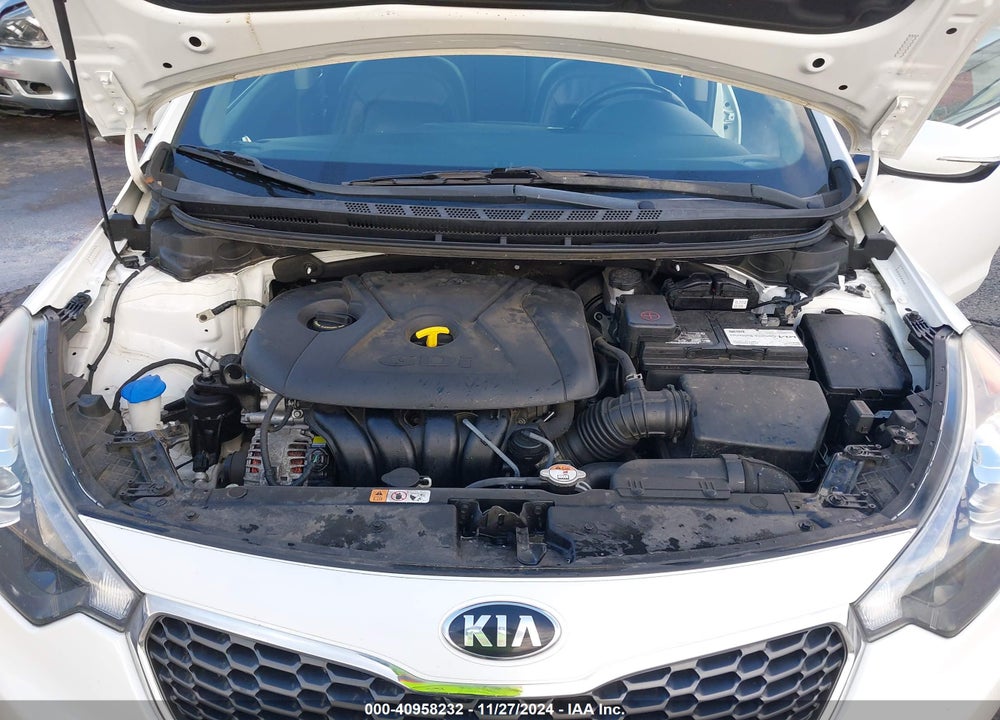 2016 KIA FORTE VIN: KNAFZ4A85G5522953