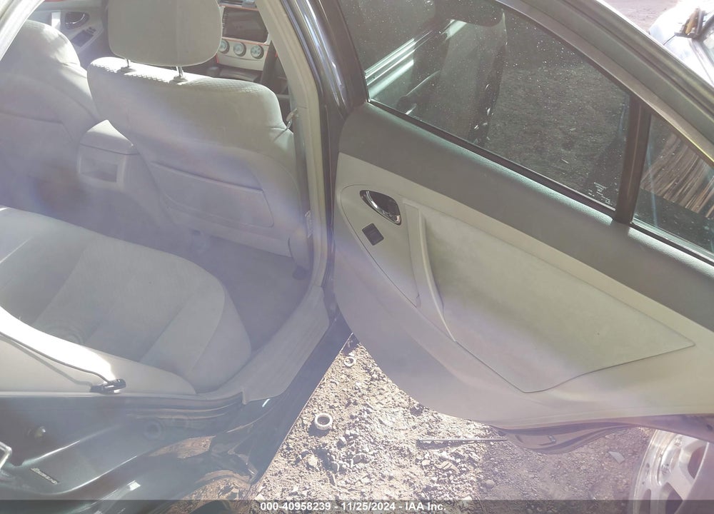 2007 TOYOTA CAMRY LE VIN: 4T1BE46K07U652092