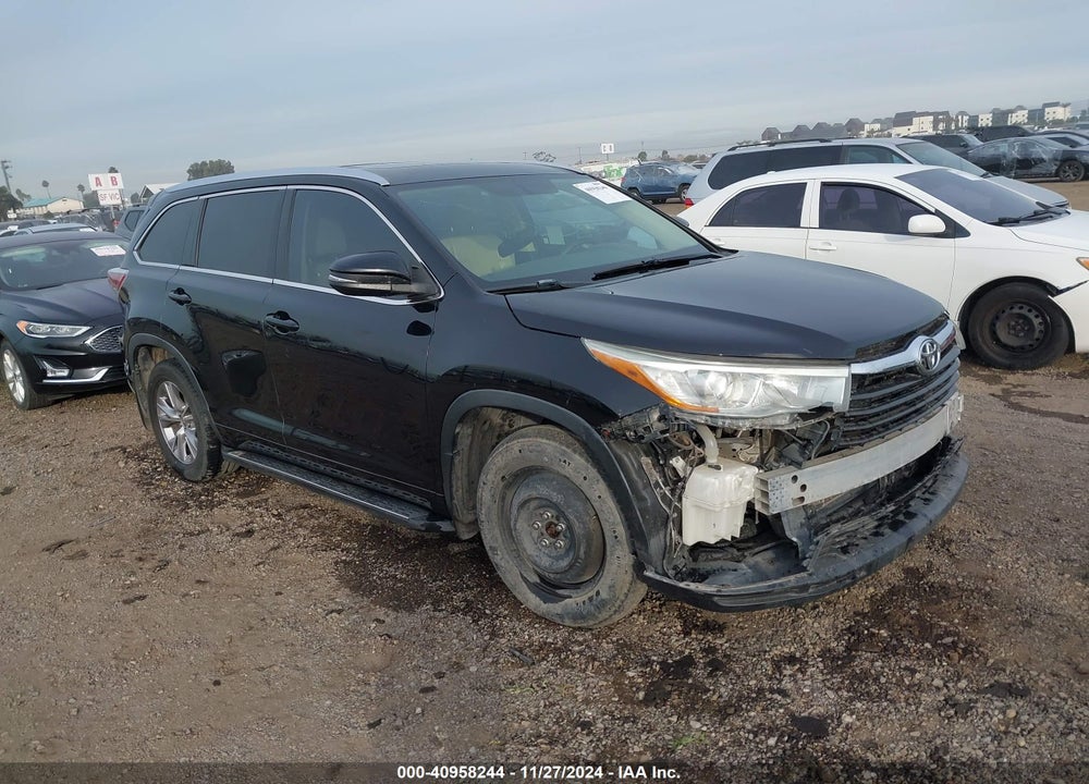 2015 TOYOTA HIGHLANDER XLE V6 VIN: 5TDKKRFH6FS052517