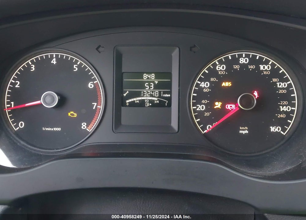 2011 VOLKSWAGEN JETTA 2.5L SE VIN: 3VWDZ7AJ5BM316465