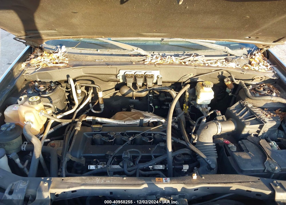 2005 FORD ESCAPE XLS VIN: 1FMYU02Z75KB52531