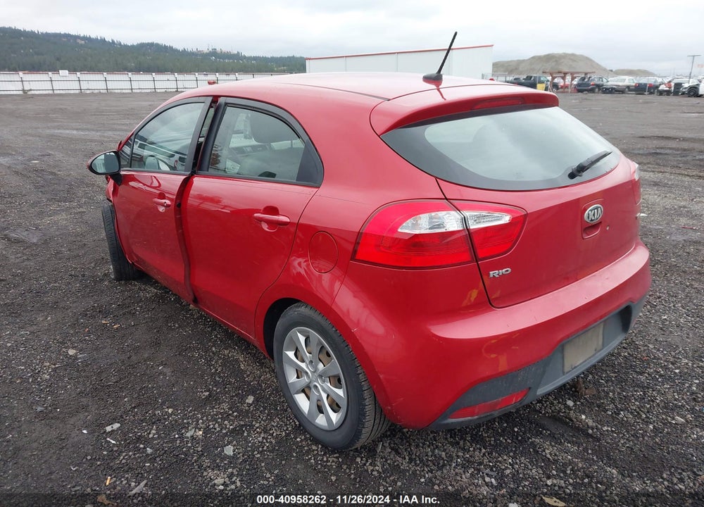 2015 KIA RIO LX VIN: KNADM5A3XF6427734