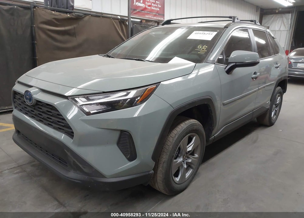 2022 TOYOTA RAV4 HYBRID XLE VIN: 4T3RWRFV4NU057057