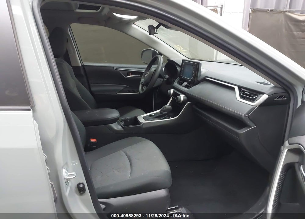 2022 TOYOTA RAV4 HYBRID XLE VIN: 4T3RWRFV4NU057057