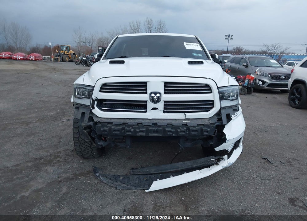 2017 RAM 1500 SPORT 4X4 5'7 BOX VIN: 1C6RR7MT2HS504728