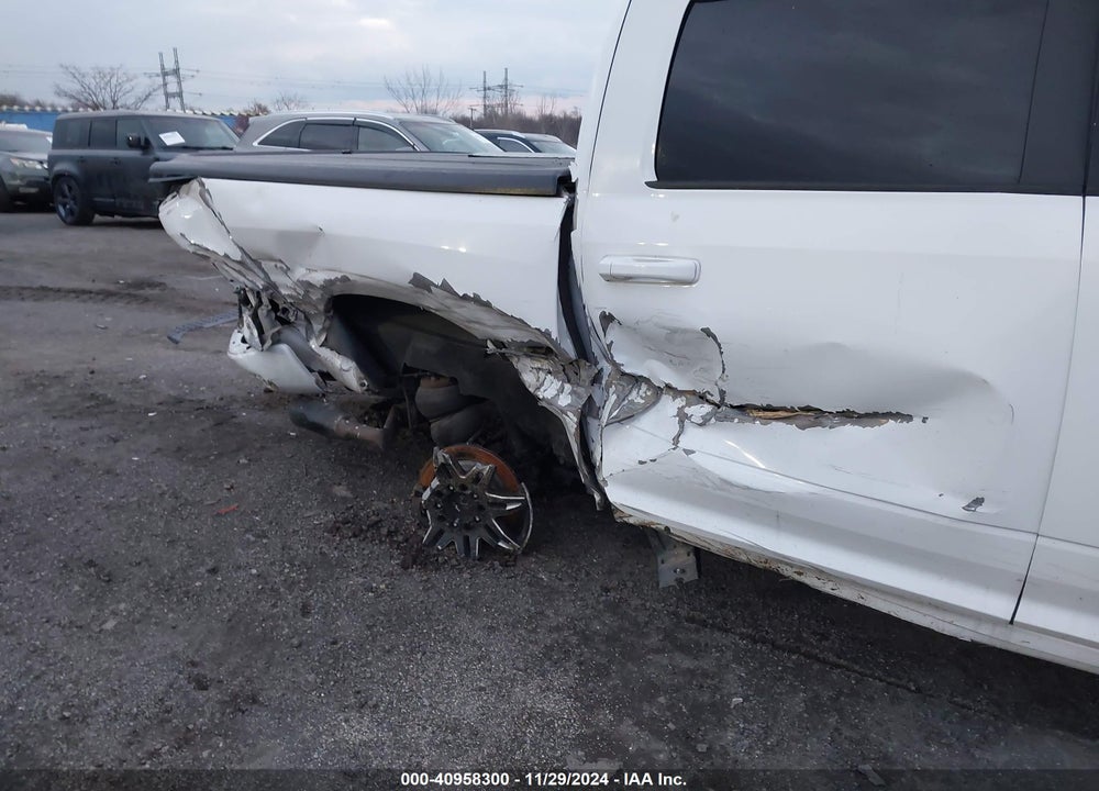 2017 RAM 1500 SPORT 4X4 5'7 BOX VIN: 1C6RR7MT2HS504728