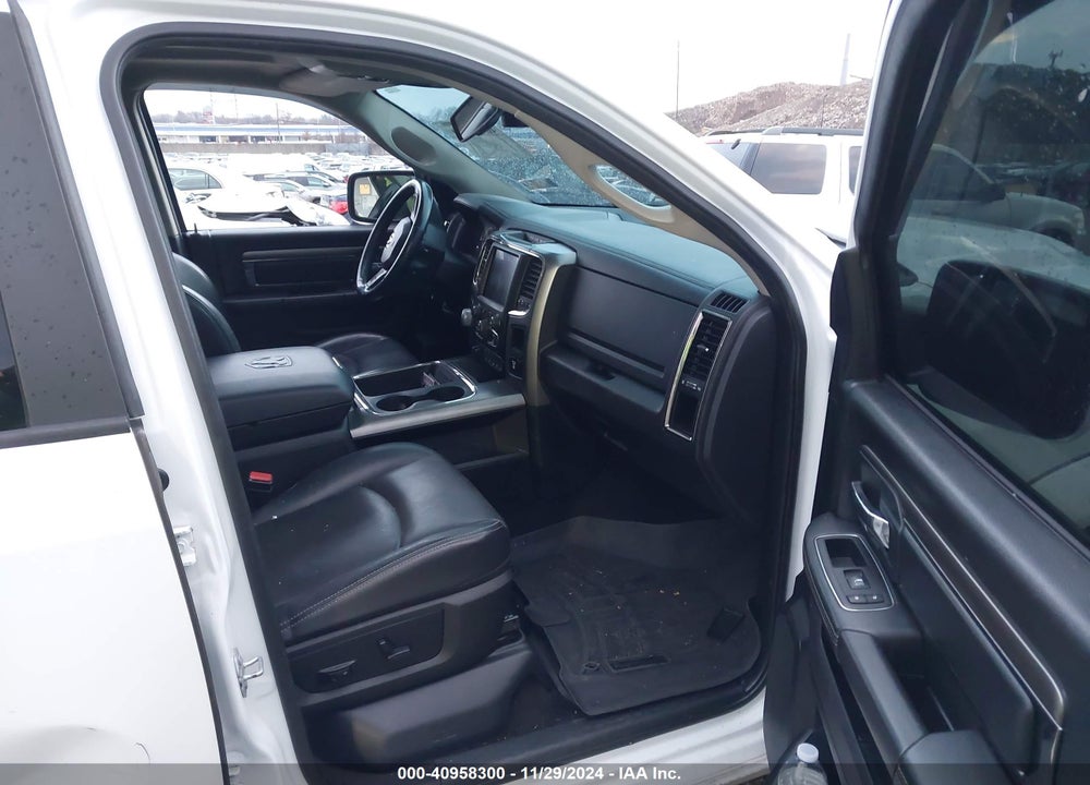 2017 RAM 1500 SPORT 4X4 5'7 BOX VIN: 1C6RR7MT2HS504728
