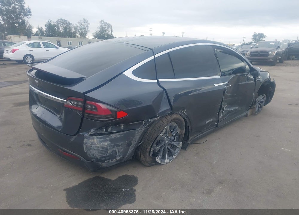 2017 TESLA MODEL X VIN: 5YJXCDE24HF072890