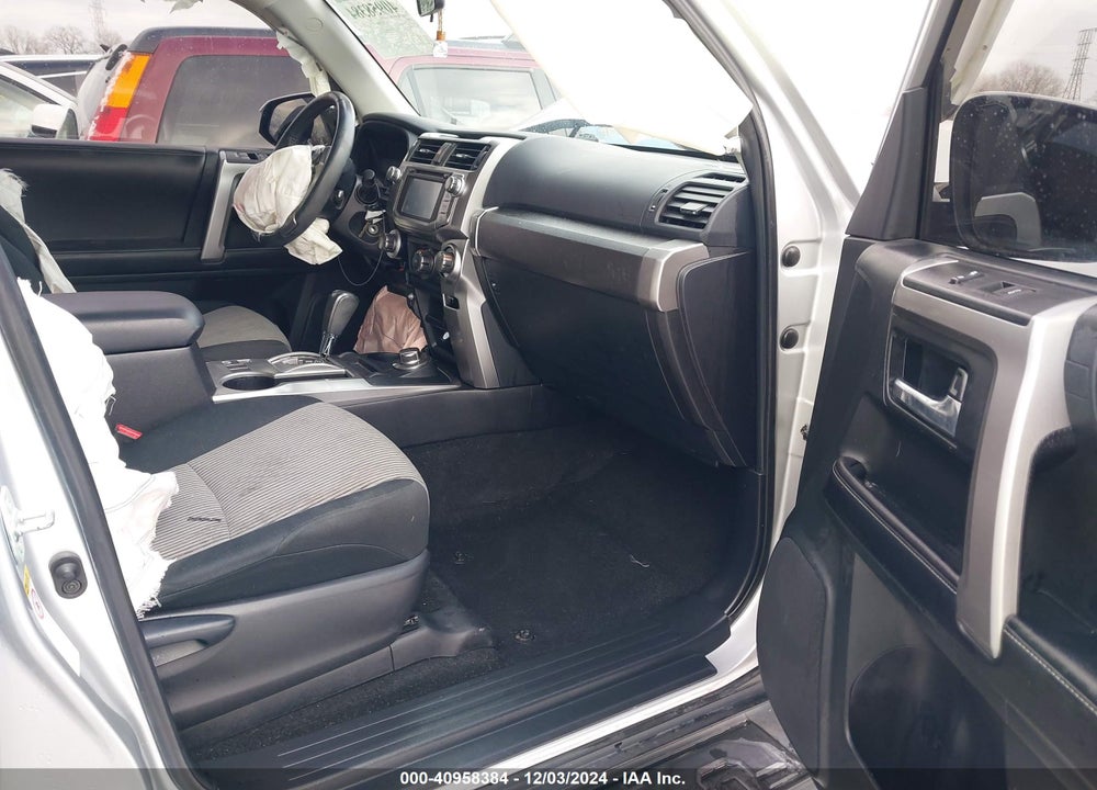 2016 TOYOTA 4RUNNER SR5 VIN: JTEBU5JR1G5322131
