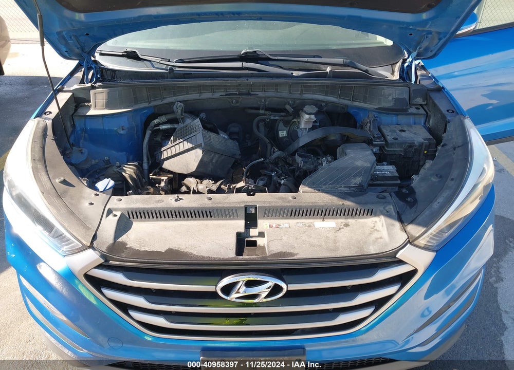 2018 HYUNDAI TUCSON VALUE VIN: KM8J33A2XJU628862
