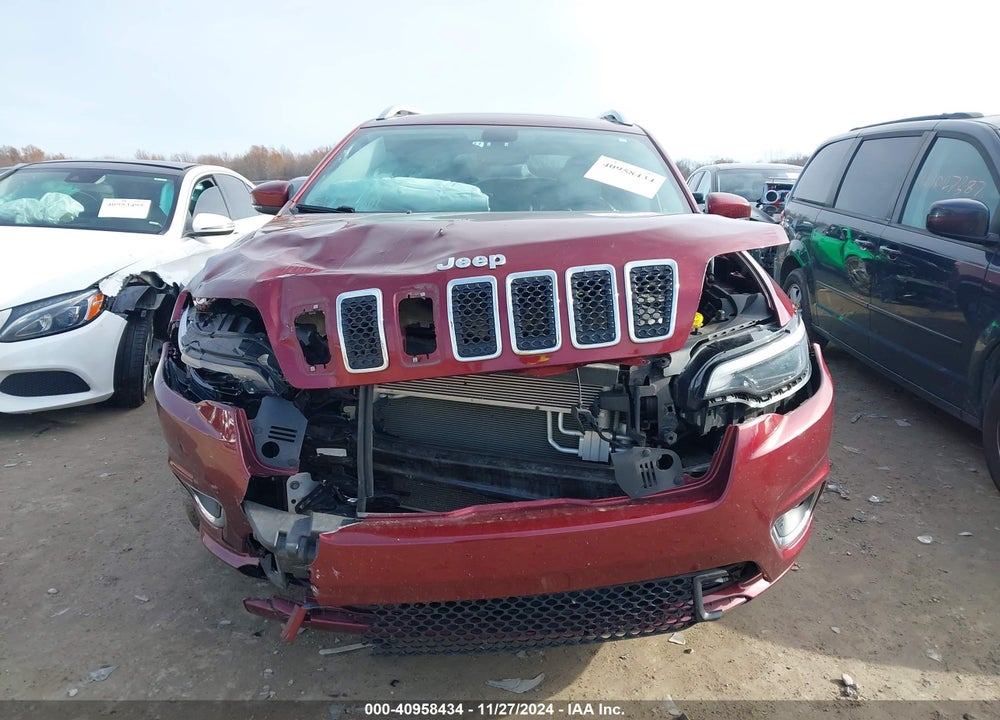 2019 JEEP CHEROKEE OVERLAND 4X4 VIN: 1C4PJMJX8KD257997