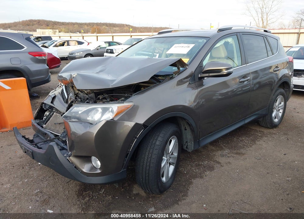 2013 TOYOTA RAV4 XLE VIN: 2T3WFREV2DW055598