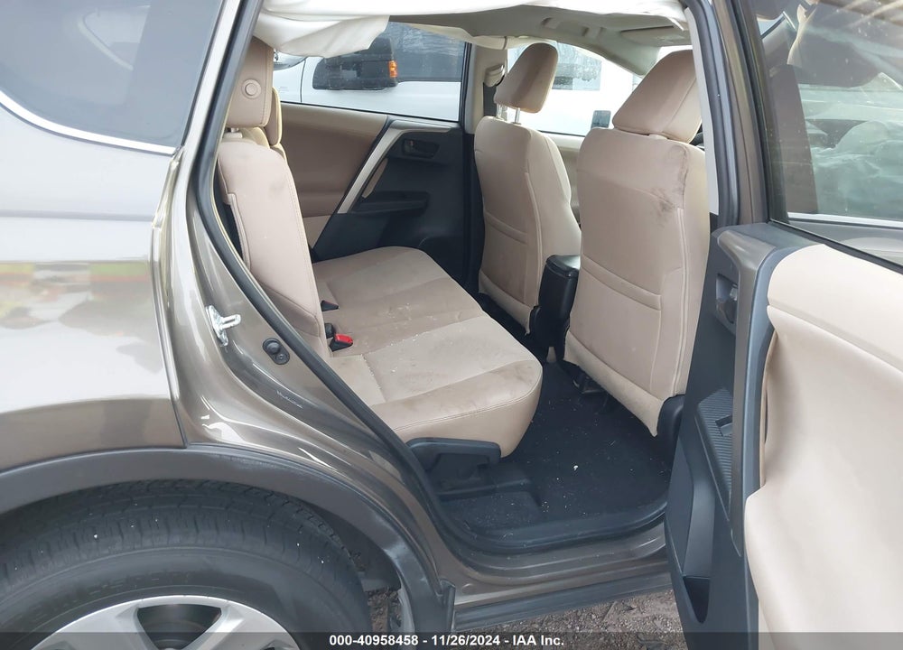 2013 TOYOTA RAV4 XLE VIN: 2T3WFREV2DW055598