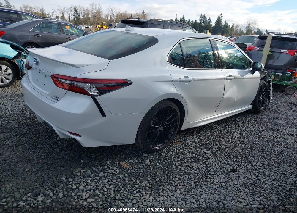 2022 TOYO CAMRY HYBRID XSE W/C VIN: 4T1K31AK2NU572334
