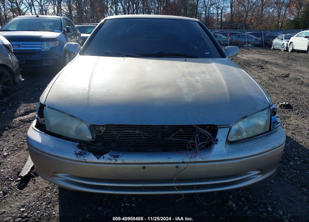 2000 TOYOTA CAMRY LE VIN: 4T1BG22K0YU757124