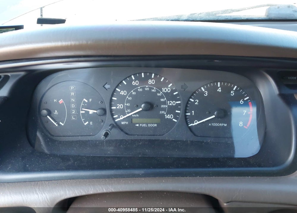 2000 TOYOTA CAMRY LE VIN: 4T1BG22K0YU757124