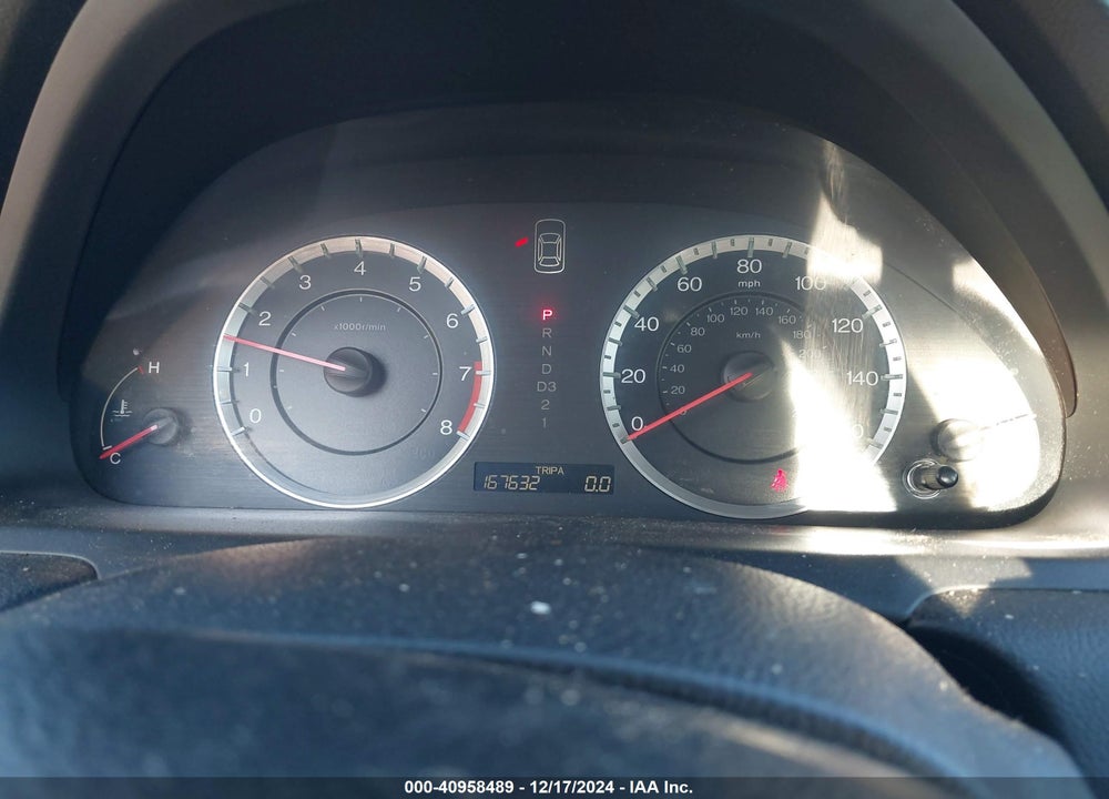 2011 HONDA ACCORD 2.4 SE VIN: 1HGCP2F63BA063723