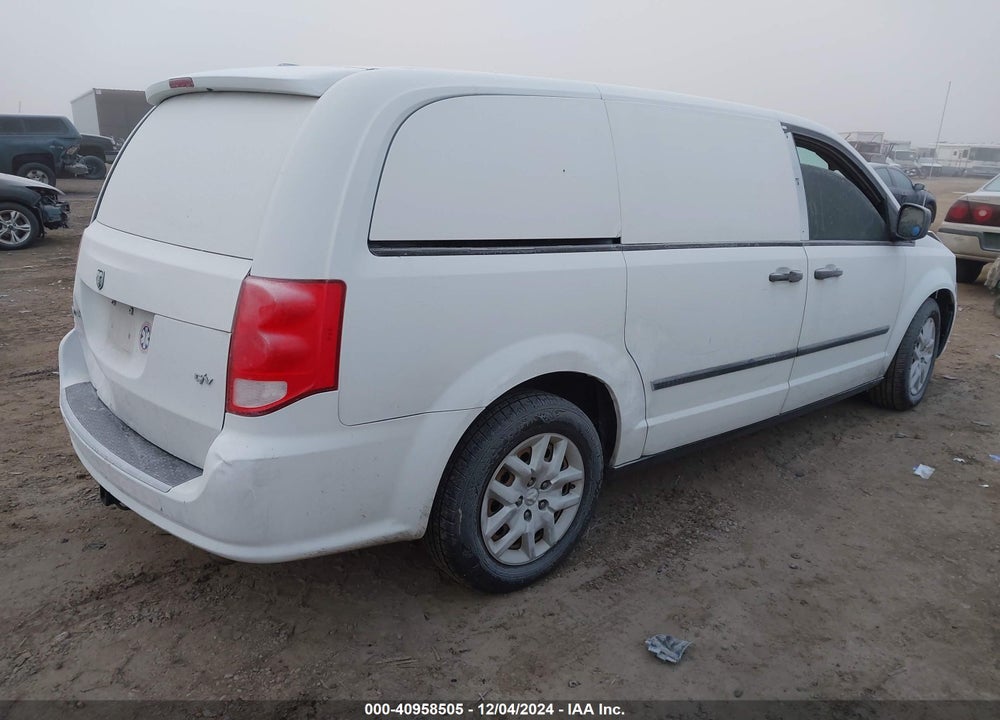 2015 RAM CARGO TRADESMAN VIN: 2C4JRGAG5FR512740
