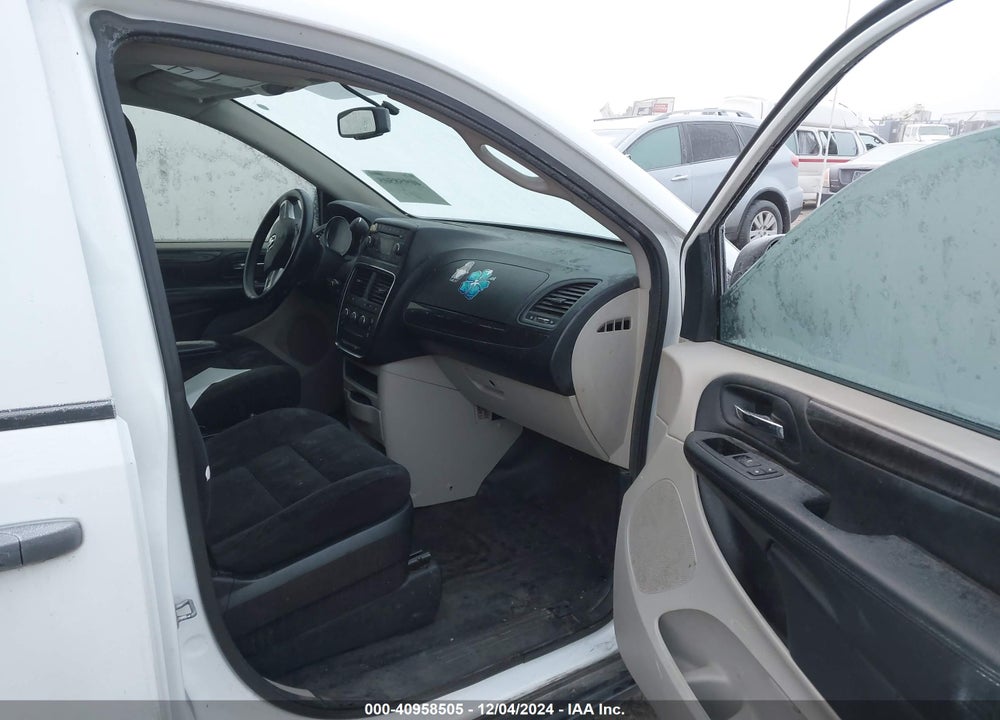 2015 RAM CARGO TRADESMAN VIN: 2C4JRGAG5FR512740