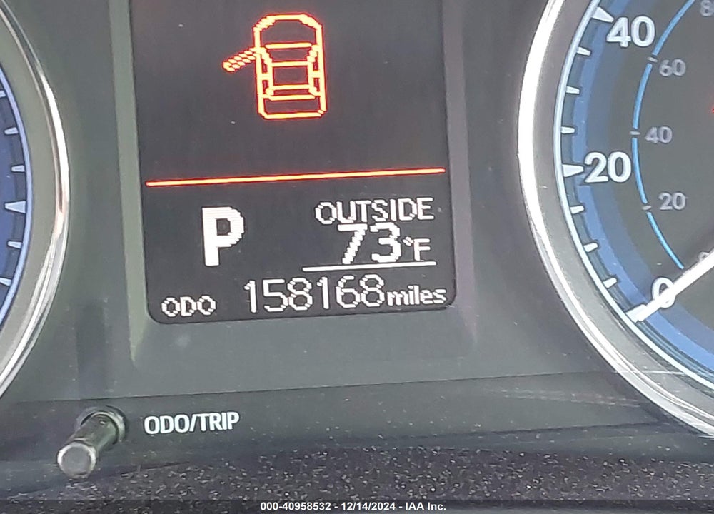 2018 TOYOTA COROLLA LE VIN: 5YFBURHE1JP797867