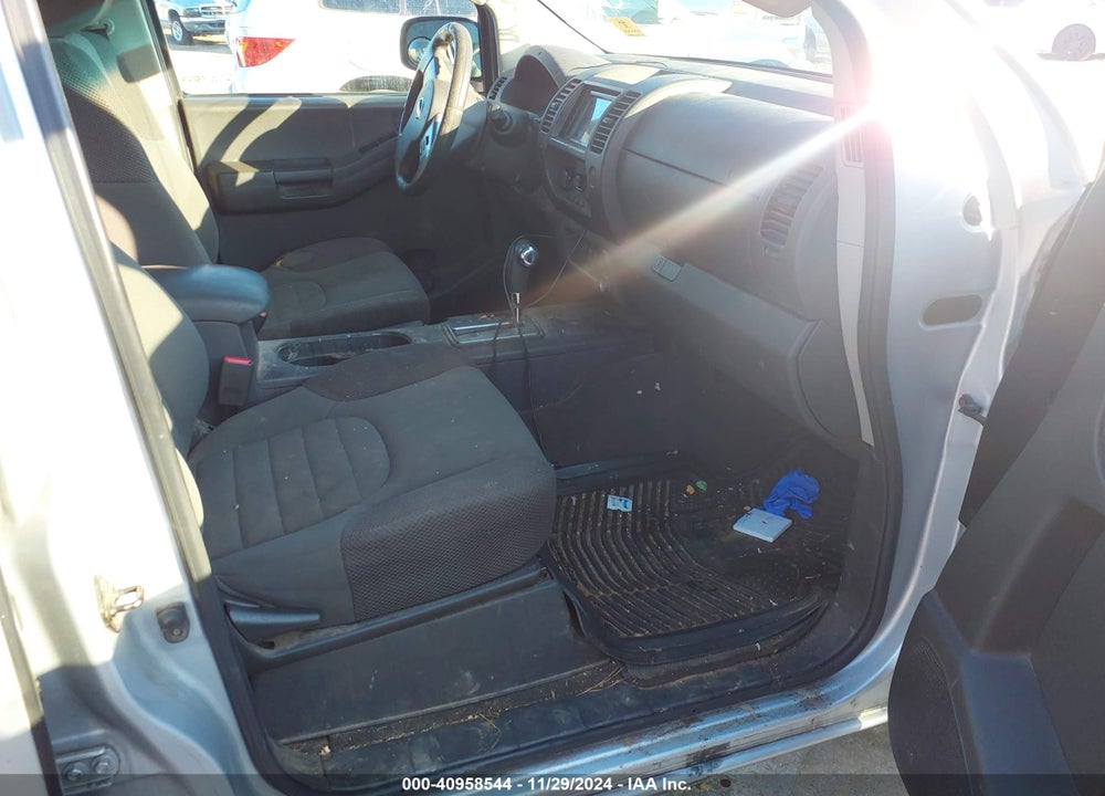 2008 NISSAN XTERRA X VIN: 5N1AN08U98C542197