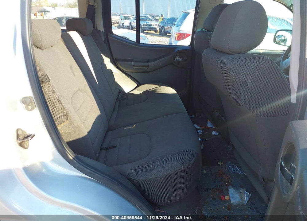 2008 NISSAN XTERRA X VIN: 5N1AN08U98C542197