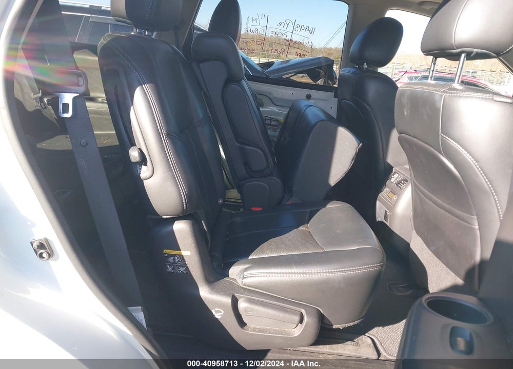 2016 NISSAN PATHFINDER PLATINUM VIN: 5N1AR2MM4GC639554