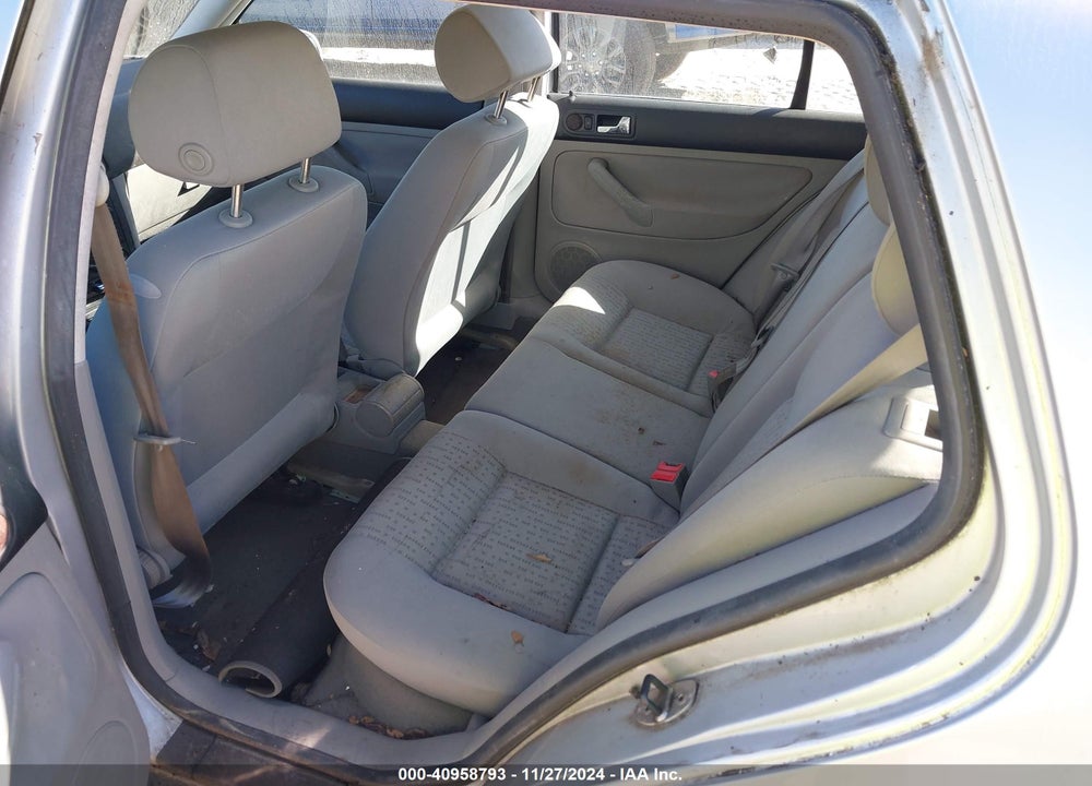 2003 VOLKSWAGEN GOLF GL 2.0L VIN: 9BWFK61J034026485