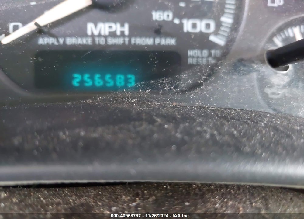 2001 CHEVROLET TAHOE LT VIN: 1GNEK13T91J279124