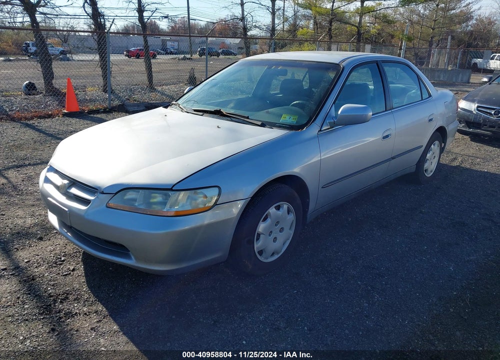 1999 HONDA ACCORD LX VIN: 1HGCG6655XA159066